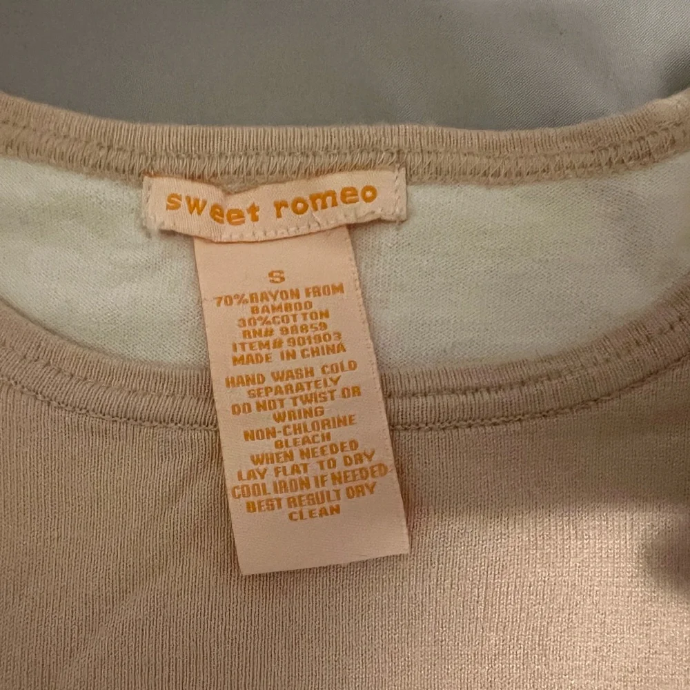Sweet Romeo Light Tan Long Sleeve Top - Picture 3 of 7